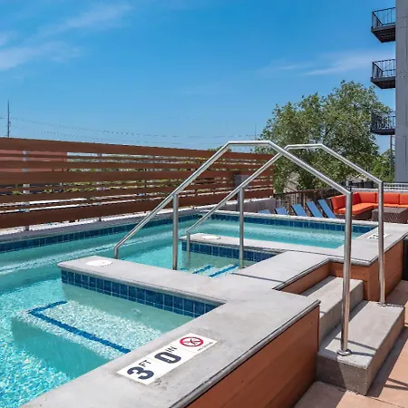 Appartement Large Downtown 2Br -Hot Tub-Downtown!
